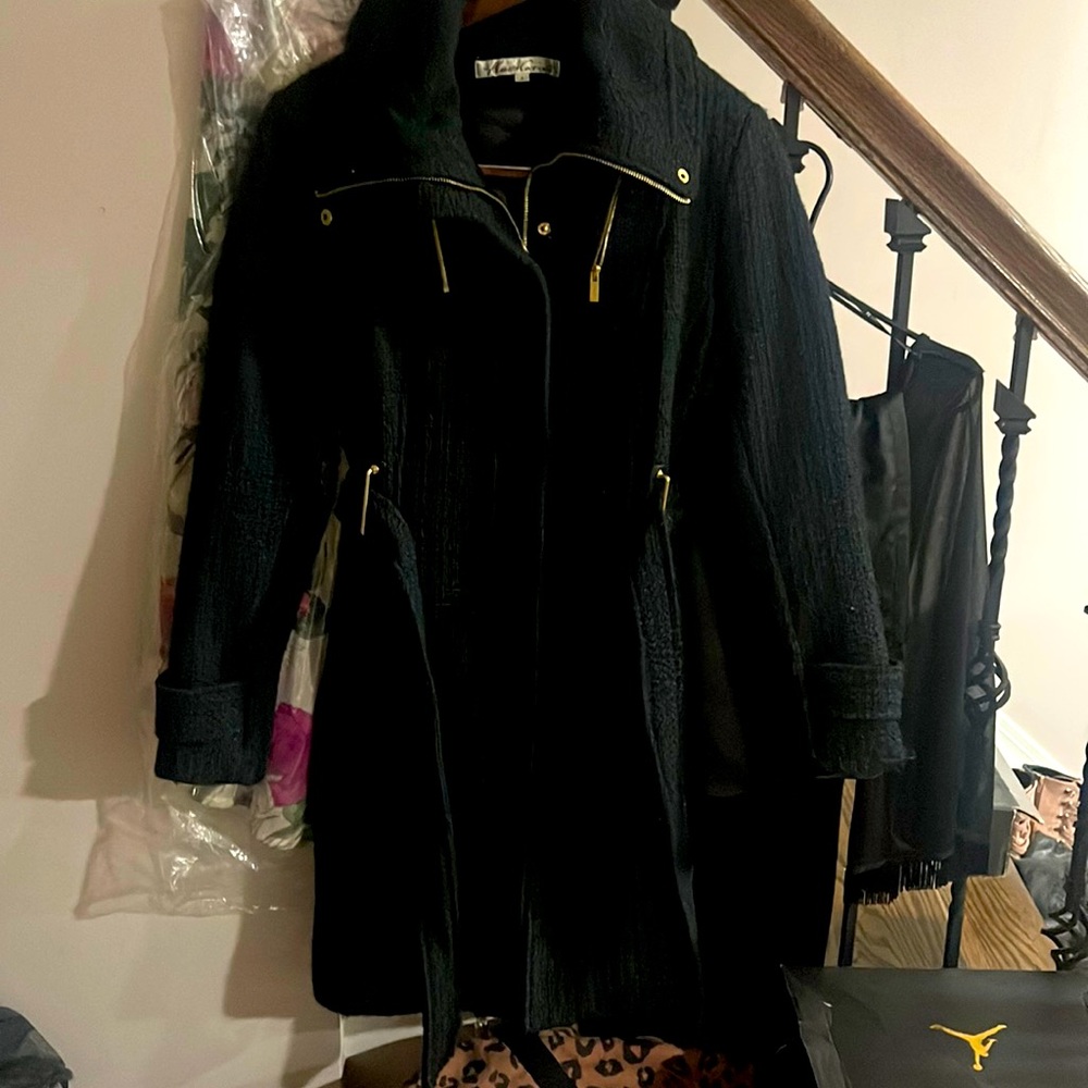Kenneth Cole New York size 4 in woman’s pea coat 🧥 jacket